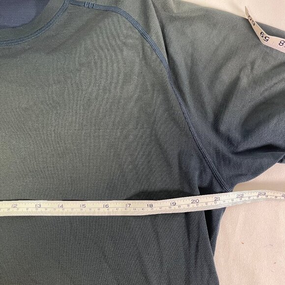 Lululemon Men's Metal Vent Tech - Irridescent Color Shift T-Shirt Size XL - Picture 7 of 9